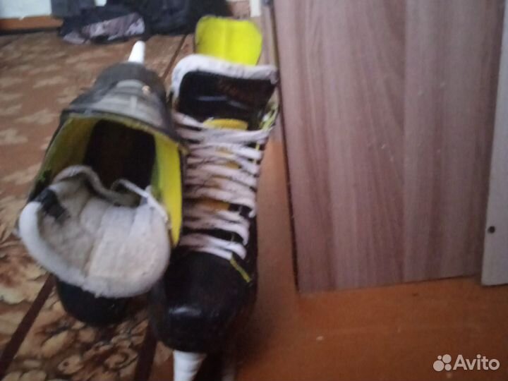 Хоккейные коньки bauer 44 размер