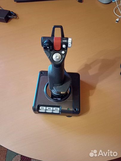 Рус Saitek x52 pro