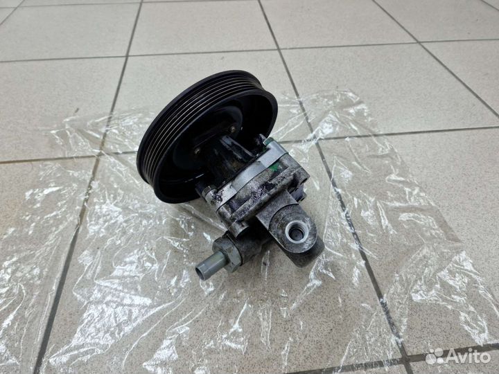 Насос гура Audi 100/A6 C4 120bar 048145155F Ориг