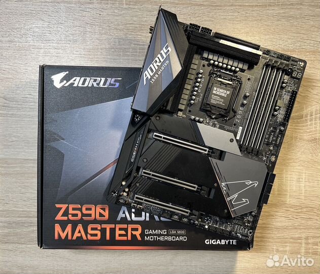 Gigabyte Z590 Aorus Master, нерабочая