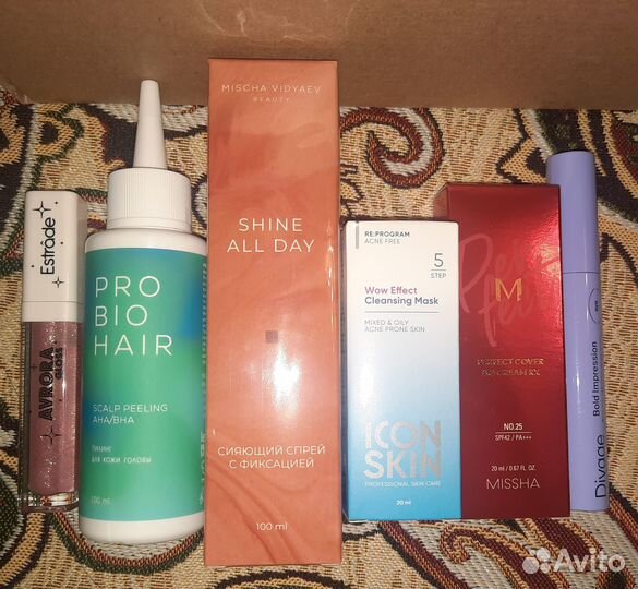 Flacon beauty box и косметичка Золотое Яблоко