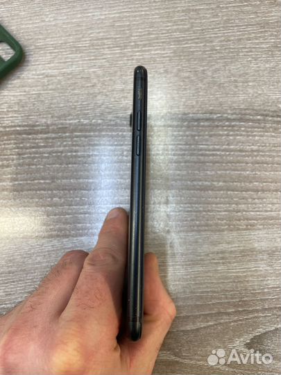 iPhone 7, 32 ГБ