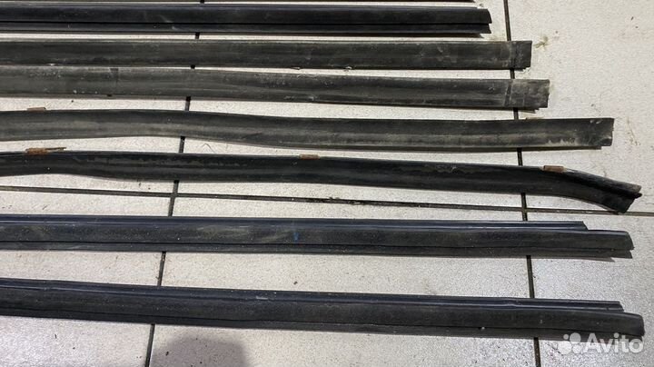 Уплотнители бархотки стекол Mercedes Benz W140