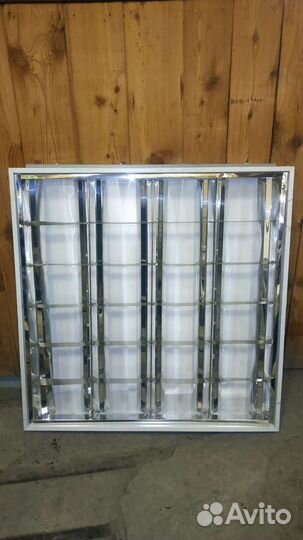 Светильник потолочный