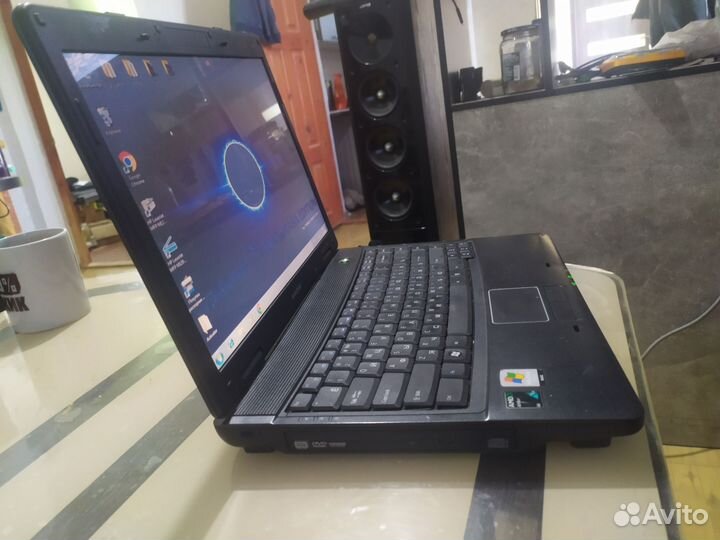 Ноутбук emachines