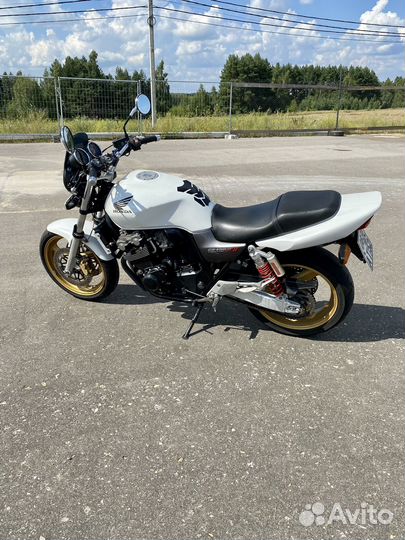 Honda CB 400