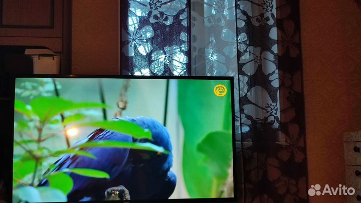 Телевизор Samsung SMART tv 4k 60 дюймов