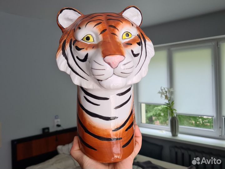 Статуэтка тигр