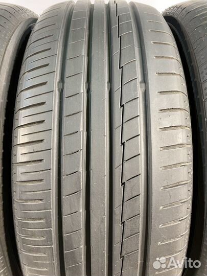 Yokohama BluEarth AE50 215/55 R17 90V