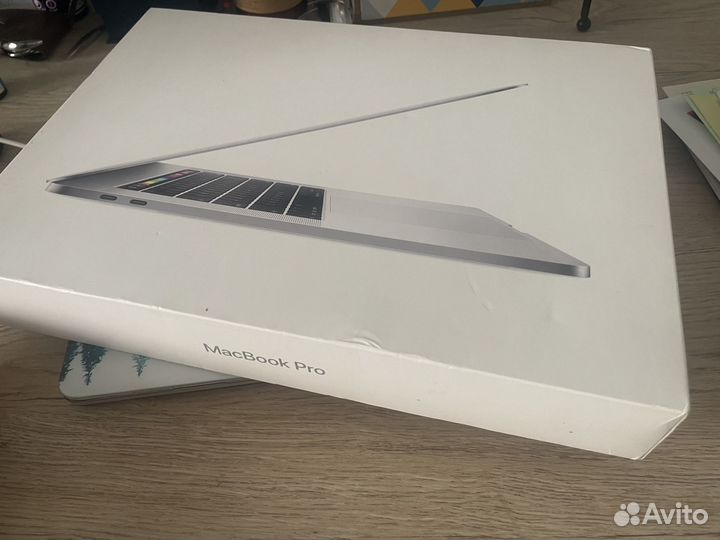 MacBook Pro (15-inch, 2018) 2,2 GHz Intel Core i7