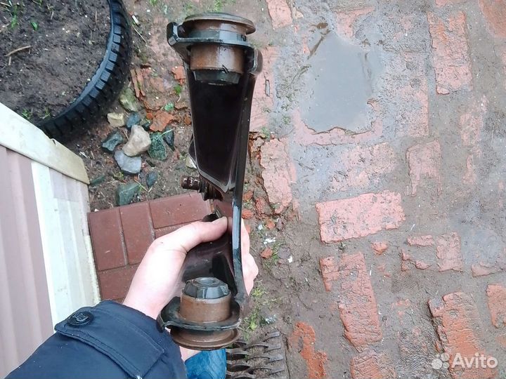 Рычаг Лада Xray