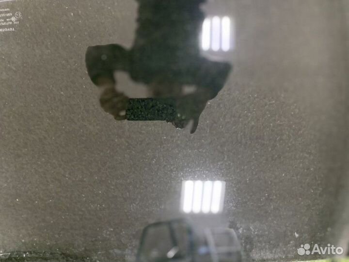 Стекло двери задней левой Toyota Rav4 3