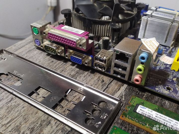 Материнская плата 775 с процессом и памяью