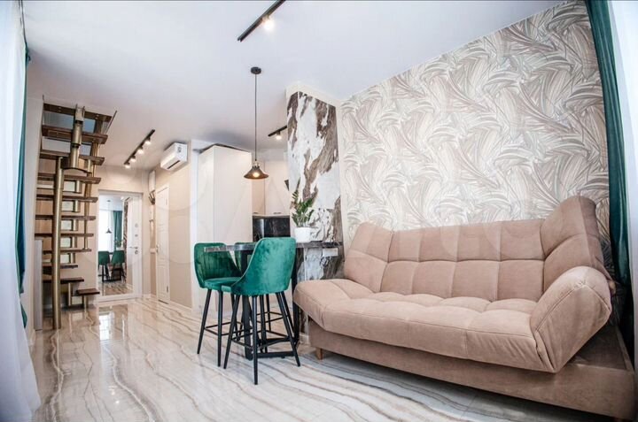 3-к. квартира, 60 м², 3/3 эт.