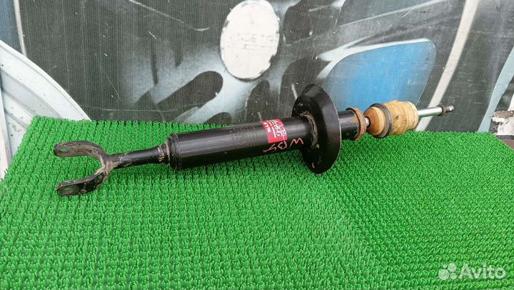 Стойка передняя VW Passat B5+2000-2004 год