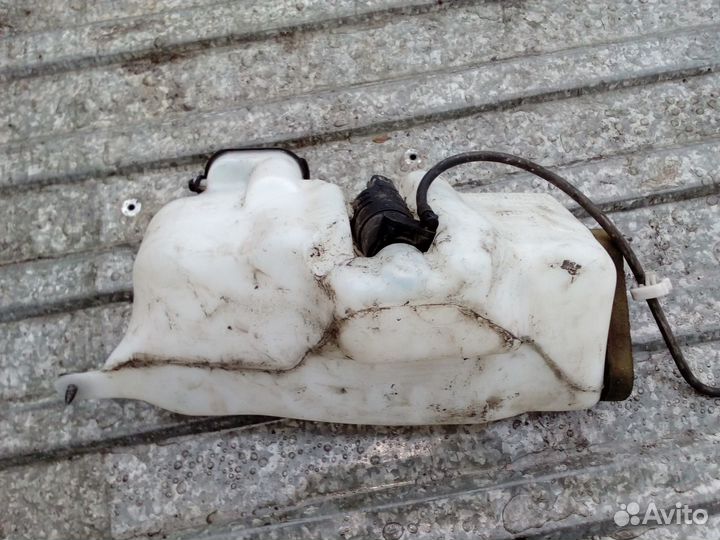 Бачок омывателя Renault Symbol 98-08