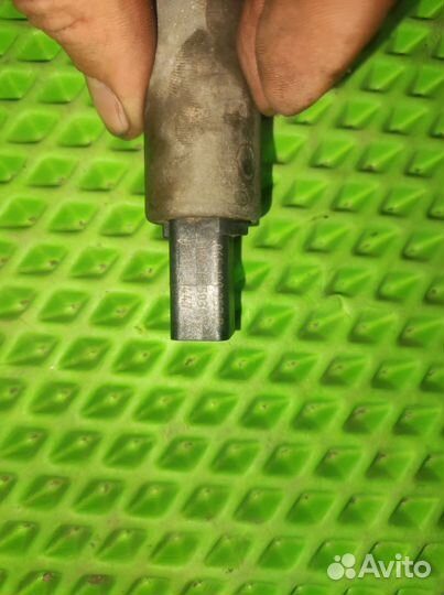 Клапан изменения фазы грм. Volkswagen Passat B6