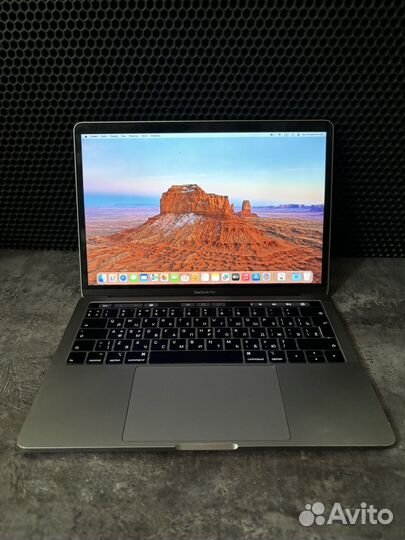 Apple macbook pro 13 touch bar i7 16gb 1tbssd