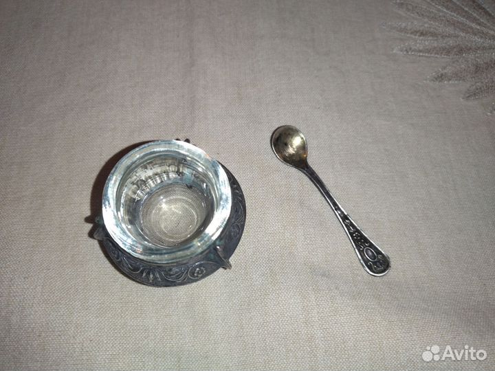 Солонка мельхиор с ложкой
