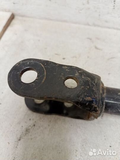 Тяга задняя продольная 55110JN00A