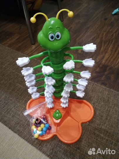 Озорная гусеница развивающая игрушка