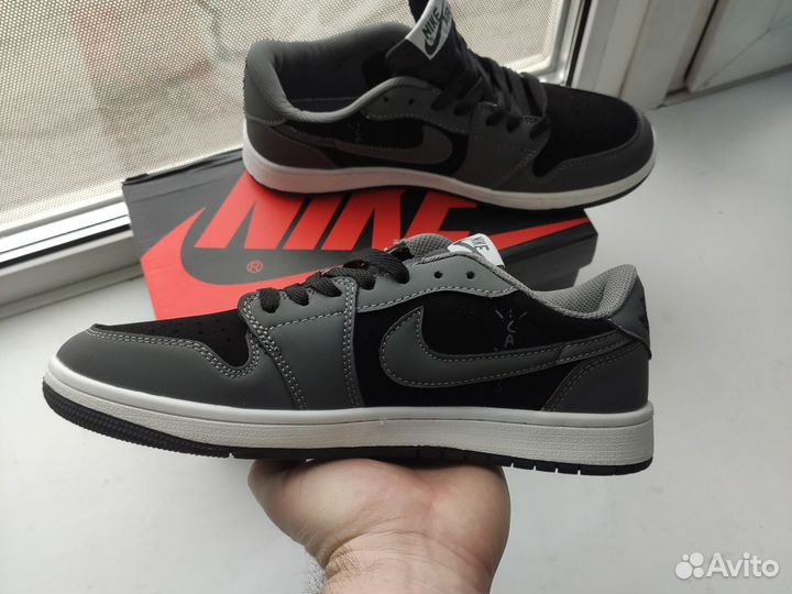 Кроссовки мужские