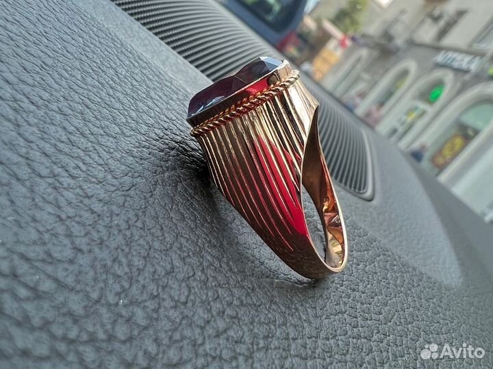 Золотое кольцо 583 пробы
