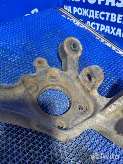 Задний левый поворотный кулак Hyundai Sonata 4