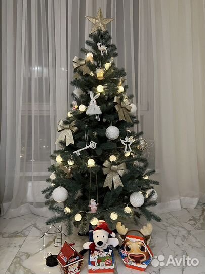 Елка искусственная