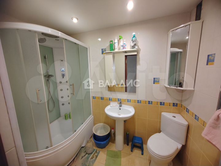 3-к. квартира, 80 м², 4/10 эт.