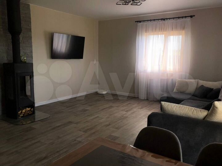 Дом 98,6 м² на участке 8,3 сот.