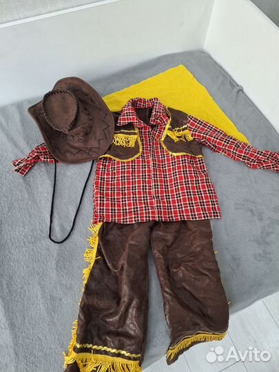 Новогодний костюм ковбой