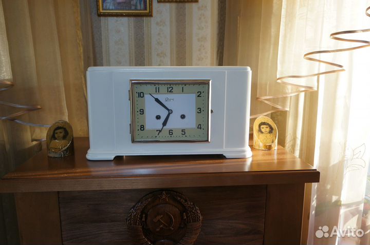Часы настольные очз Янтарь № 226 (из первых)