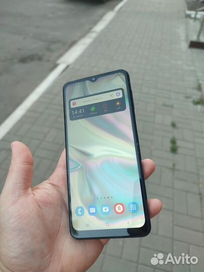 Samsung Galaxy m12