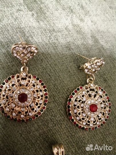 Набор серьги и подвеска