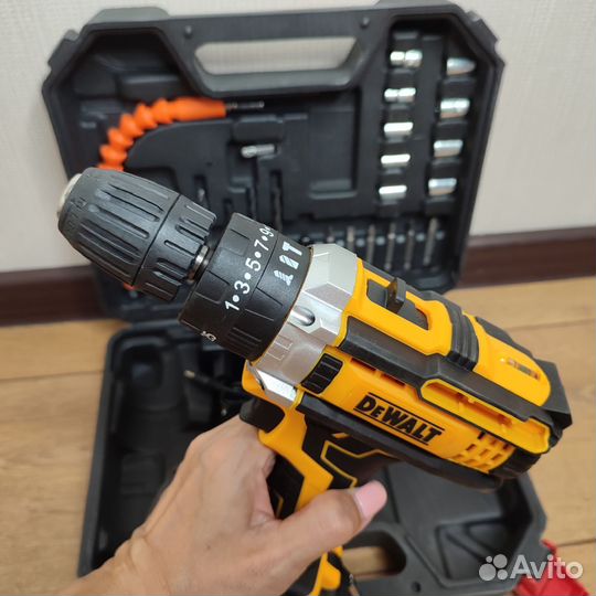 Шуруповерт Dewalt 26v