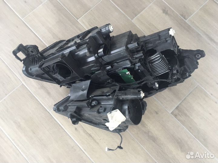 Фара битая правая Skoda Kodiaq с 2016