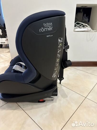 Автокресло Britax romer trifix2 i size