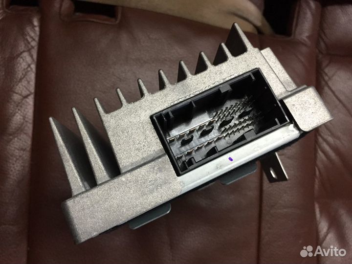 Усилитель системы HiFi бмв е71 65122622682