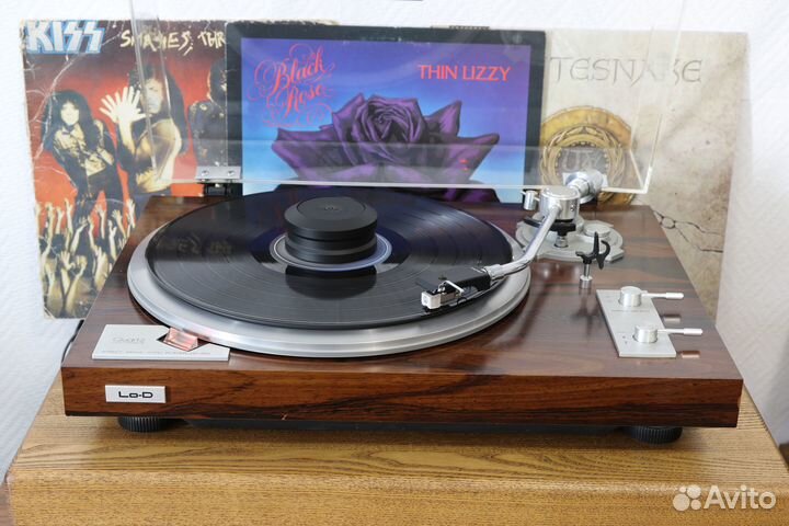 Bиниловый пpoигрывaтель Lo-D HT-550