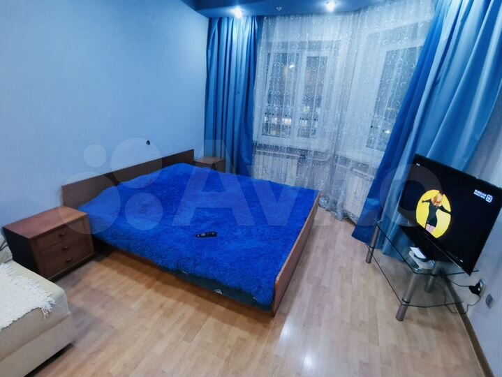1-к. квартира, 42 м², 4/10 эт.