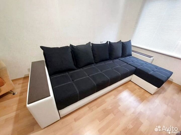 Диван с бельевым ящиком