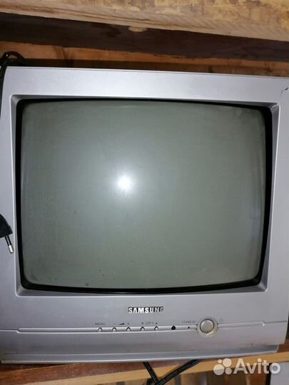 Телевизор Samsung CS-14F3R