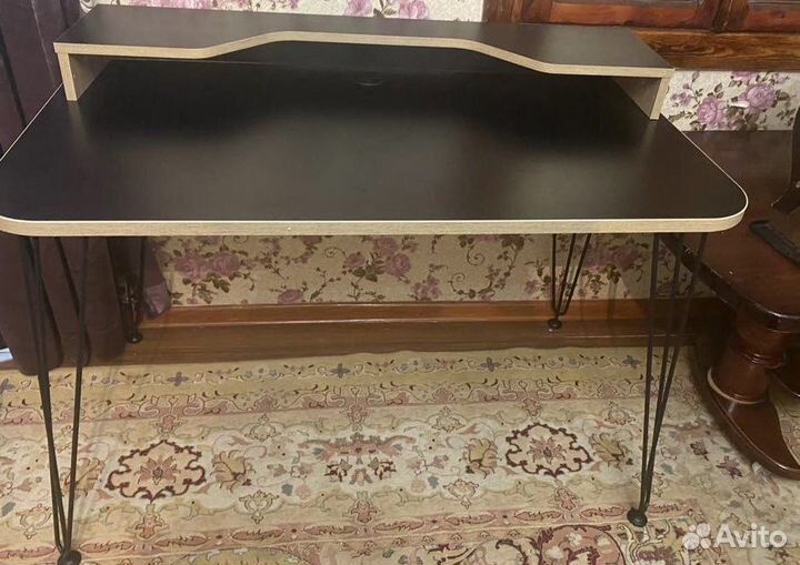 Компьютерный стол новый