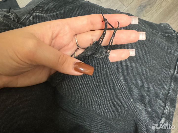 Джинсы черные