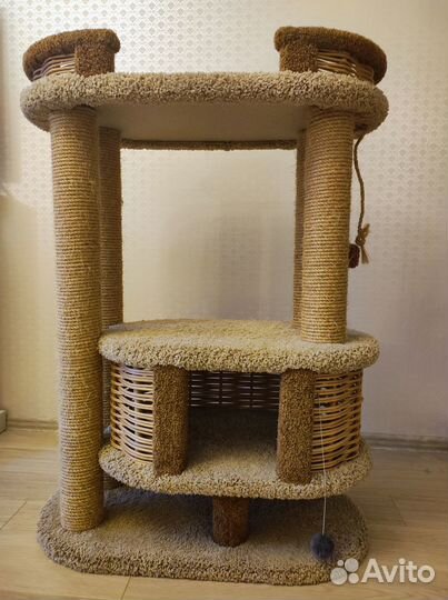 Когтеточка с домиком и лежанкой