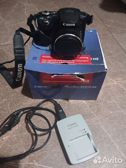 Компактный фотоаппарат canon