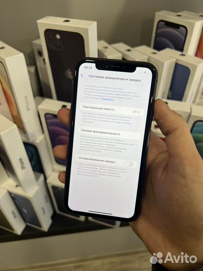 iPhone 11, 64 ГБ