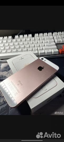 iPhone SE, 32 ГБ