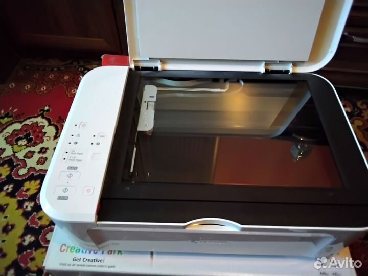 Цветной струйный принтер-сканер canon